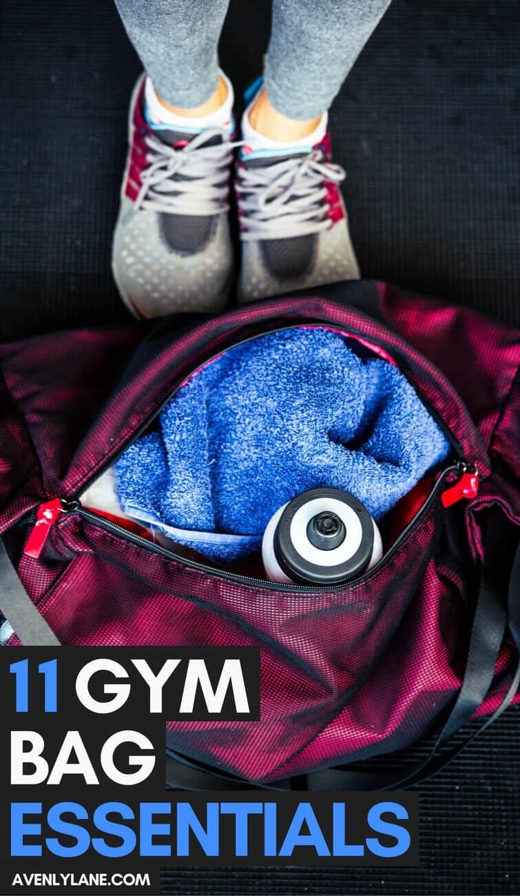 How to Pack a Gym Bag. 11 Gym Bag Essentials For Her You Won't Want o go to the Gym Without! #Fitness