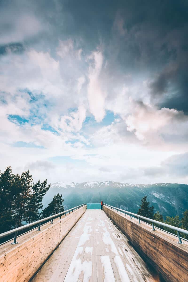 Incredible viewpoint on Stegastein! Sogn Og Fjordane Norway