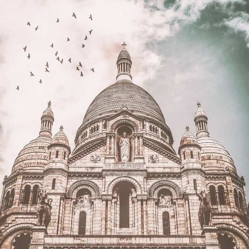 2 day Paris Itinerary! Find the best places to visit in Paris in 2 days. Basilique du Sacre-Coeur.