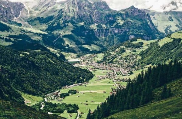 The 15 Prettiest Towns in Switzerland. So gorgeous! One of the top things to see in Switzerland! If you are planning a road trip through Switzerland you do not want to miss these small towns! #avenlylanetravel #avenlylane #switzerland #europebucketlist #travel