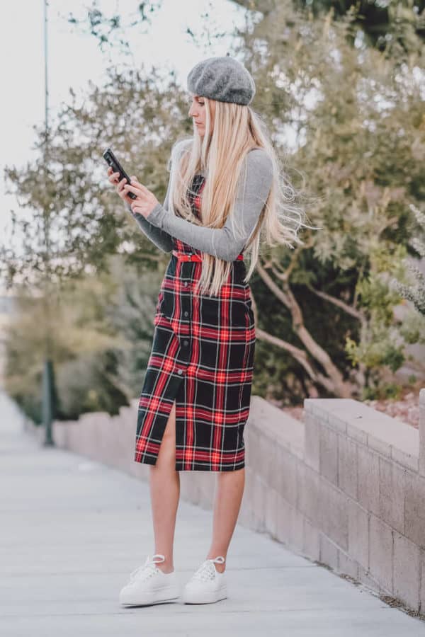 This Cute Plaid Dress Outfit is Perfect for Fall. Let me know what you think of this fall trend on www.avenlylane.com | #AVENLYLANE #dress #dresses #falloutfits #falldresses #fallstyle #styleinspiration #style #outfits #fashion #fallfashion 