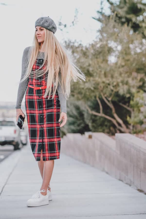 This Cute Plaid Dress Outfit is Perfect for Fall. Let me know what you think of this fall trend on www.avenlylane.com | #AVENLYLANE #dress #dresses #falloutfits #falldresses #fallstyle #styleinspiration #style #outfits #fashion #fallfashion 