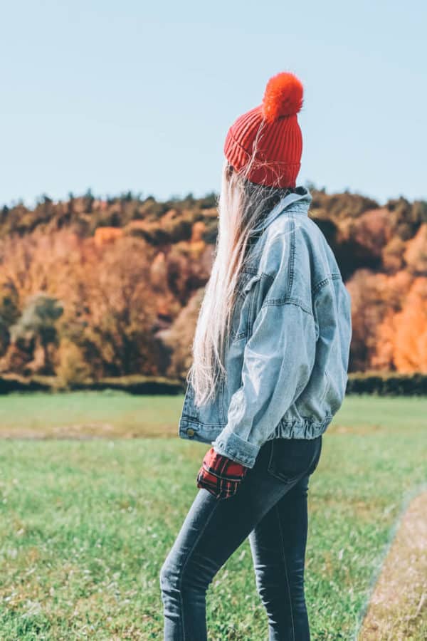 The Perfect Distressed Oversized Denim Jacket for Fall. Fall fashion must have - Denim Jacket! If you are searching for The Perfect Distressed Oversized Denim Jacket these are by far the best stores to look so you can create the perfect fall outfit. #fallfashion #style #denim #fashionoutfits #fashion #styleblogger #styleinspiration #denimjacket #zara #asos #fashionblogger #falloutfits #AVENLYLANE #AVENLYLANEFASHION #AVENLYLANETRAVEL