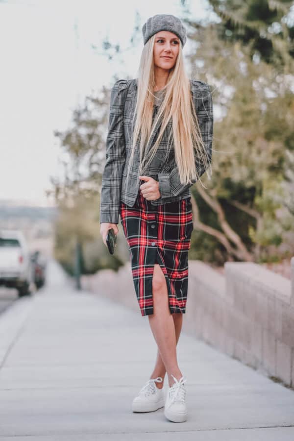 The Perfect Dress to Wear with a Blazer for Fall! Who doesn't love a good plaid blazer you can basically where with anything? Get all the details at www.avenlylane.com #falloutfits #dresses #dress #blazer #blazers #fashion #styleinspiration #plaid #fallmusthaves #beret #AVENLYLANEFASHION #AVENLYLANE 