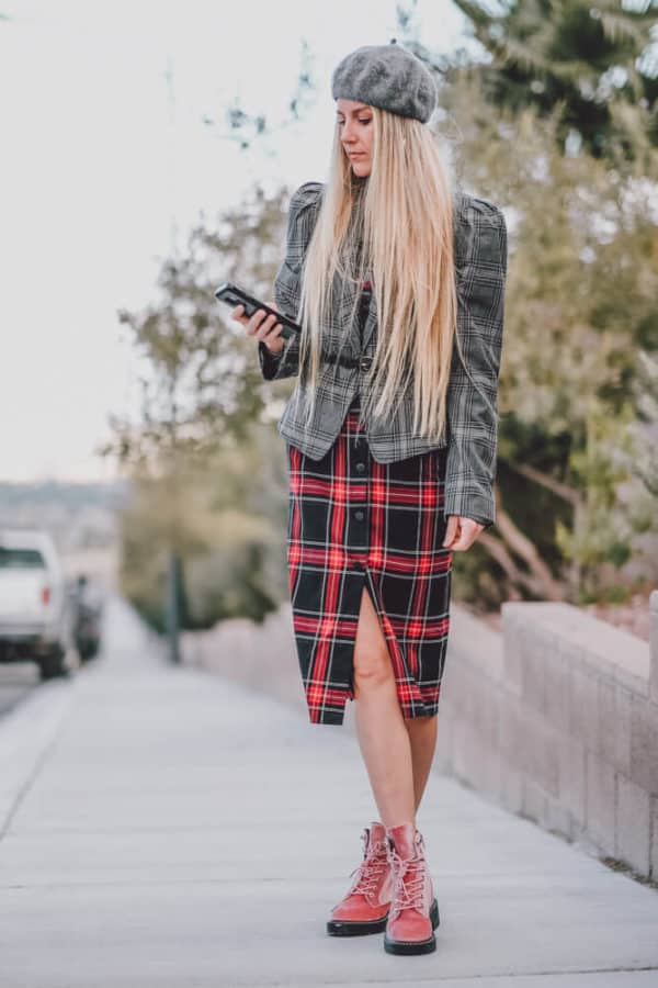 The Perfect Dress to Wear with a Blazer for Fall! Who doesn't love a good plaid blazer you can basically where with anything?