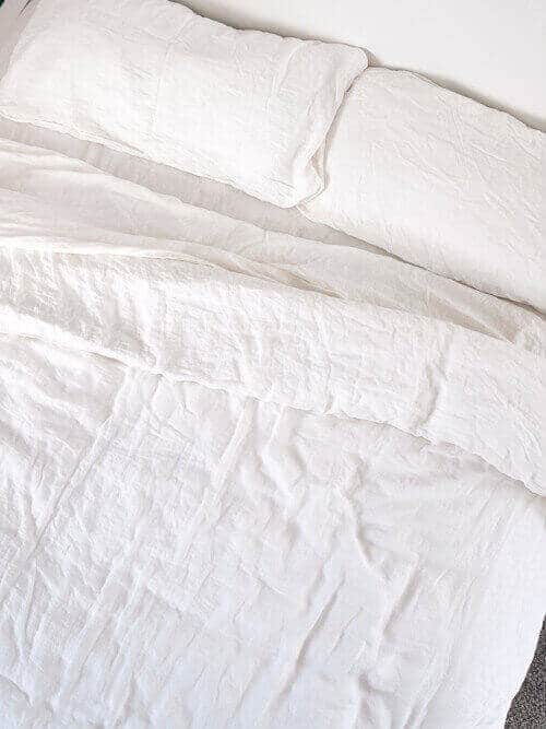 Brooklinen Review - White Linen Sheets